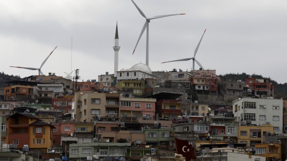 wind-turbines-turkey.dca789f0c6e881ba66222d84f57fa83a
