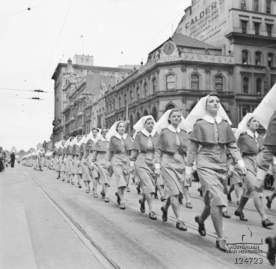 Aust military women