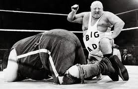 Whammo! Biff! And a bloody good eye gouge! All the news from the front row&nbsp;seats