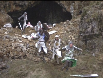 killer-bunny-monty-python-and-the-holy-grail-590929_1008_566