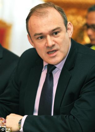 Brits Being Fleeced for £billions by Offshore Wind Farm&nbsp;Outfits