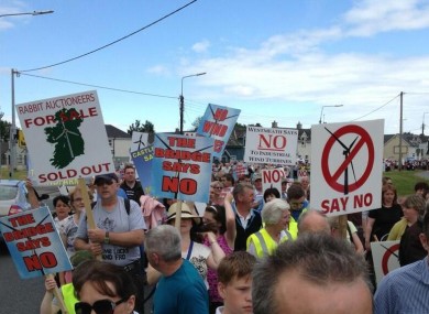 protest mullingar-wind-farm-390x285