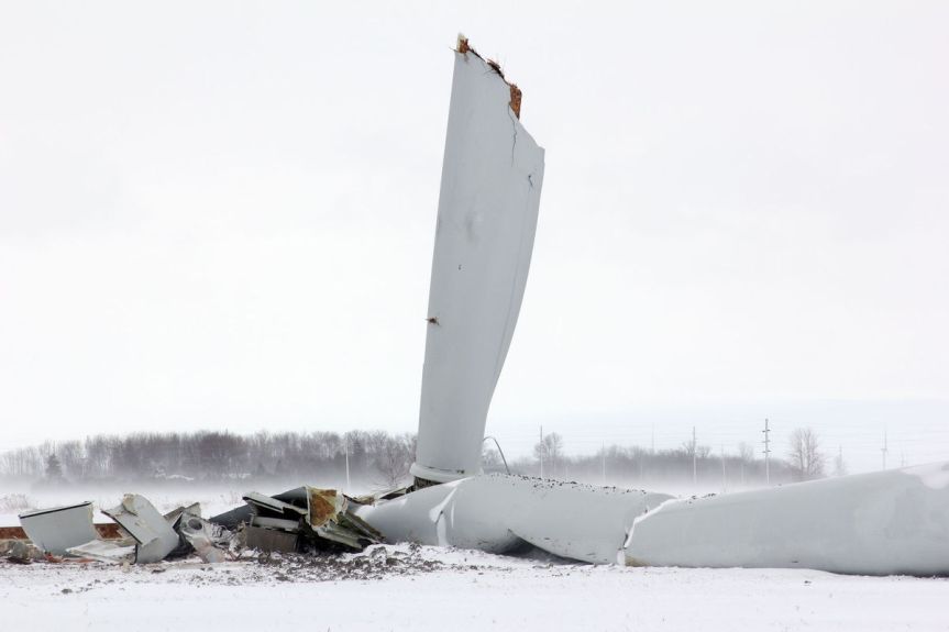 turbine collapse michigan3