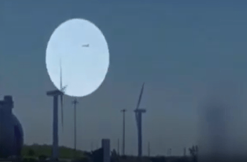 Holiday Makers’ Lucky Escape After Wind Turbine Blade&nbsp;Disintegrates